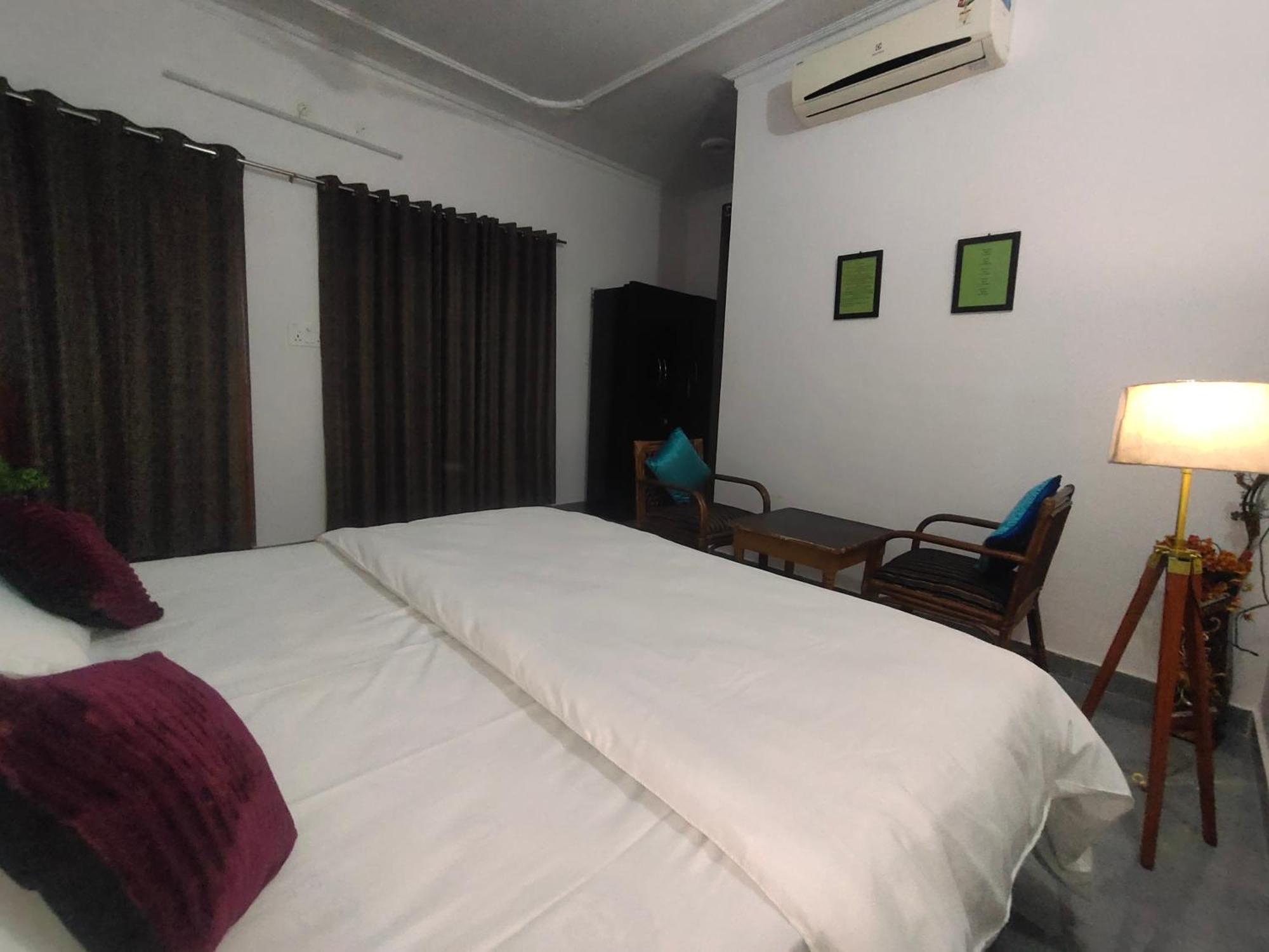 Khajuraho Glory Homestay Eksteriør billede