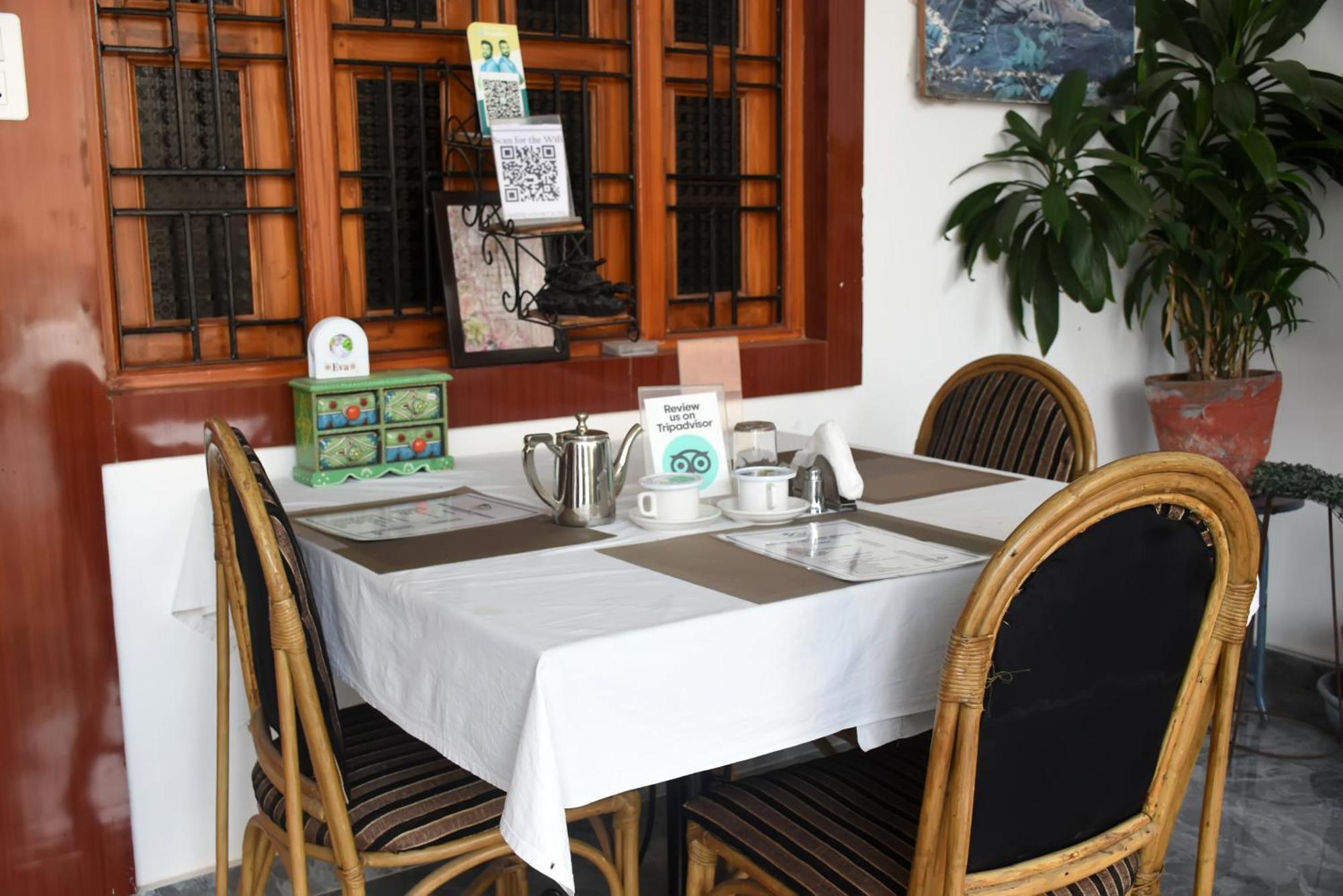 Khajuraho Glory Homestay Eksteriør billede